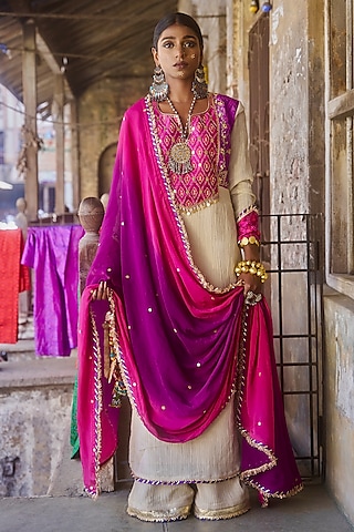 Beige & Pink Pochampally Raw Silk Ikat Fabric Handwork Kurta Set by Muskann Kapadiaa