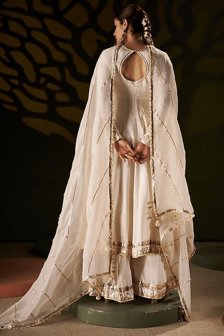 Ivory Silk Gota Patti Work Kurta Set by Muskann Kapadiaa at Pernia's Pop Up Shop