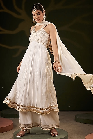 Ivory Chiffon & Silk Gota Patti Work Kurta Set by Muskann Kapadiaa