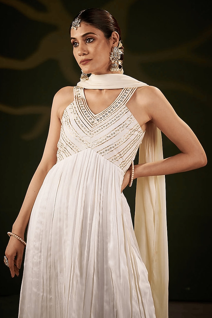 Ivory Chiffon & Silk Gota Patti Work Kurta Set by Muskann Kapadiaa at Pernia's Pop Up Shop