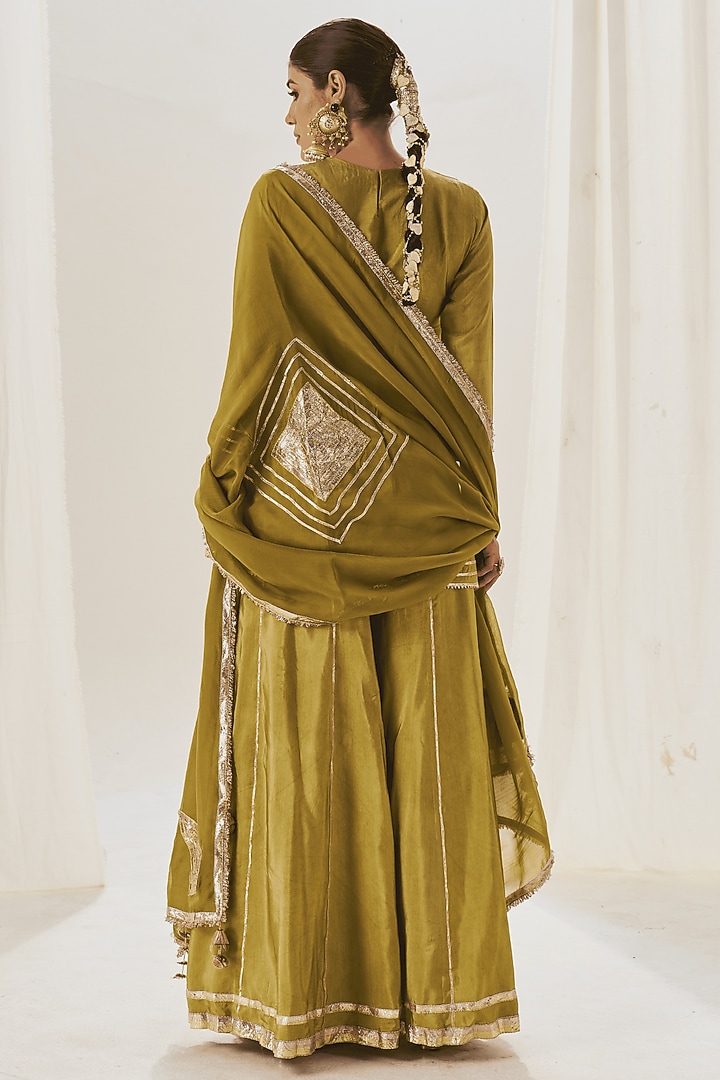 Green Silk Gota Patti Work Kurta Set by Muskann Kapadiaa at Pernia's Pop Up Shop