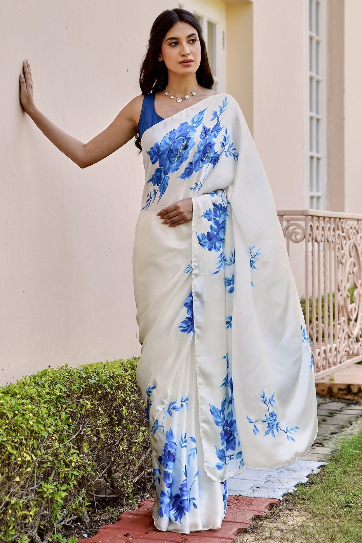 Hand Painted Silk Sarees – Picchika