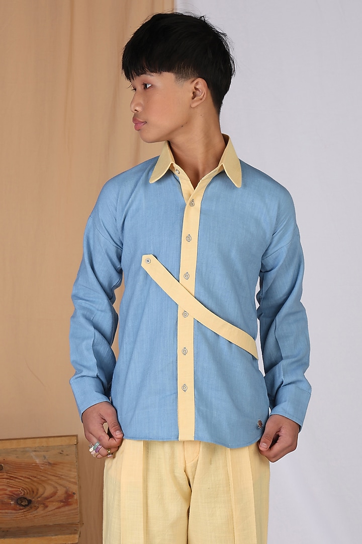 Blue & Yellow Cotton Slub Color-Blocked Co-Ord Set For Boys by Mulyo Kids at Pernia's Pop Up Shop