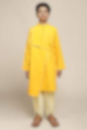 Yellow Cotton Chinon Angrakha Kurta Set For Boys by Mulyo Kids at Pernia's Pop Up Shop