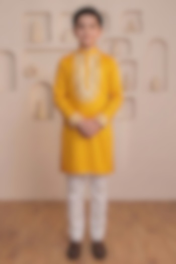Mustard Cotton Textured Embroidered Kurta Set For Boys by Prateek Munjal Kids at Pernia's Pop Up Shop