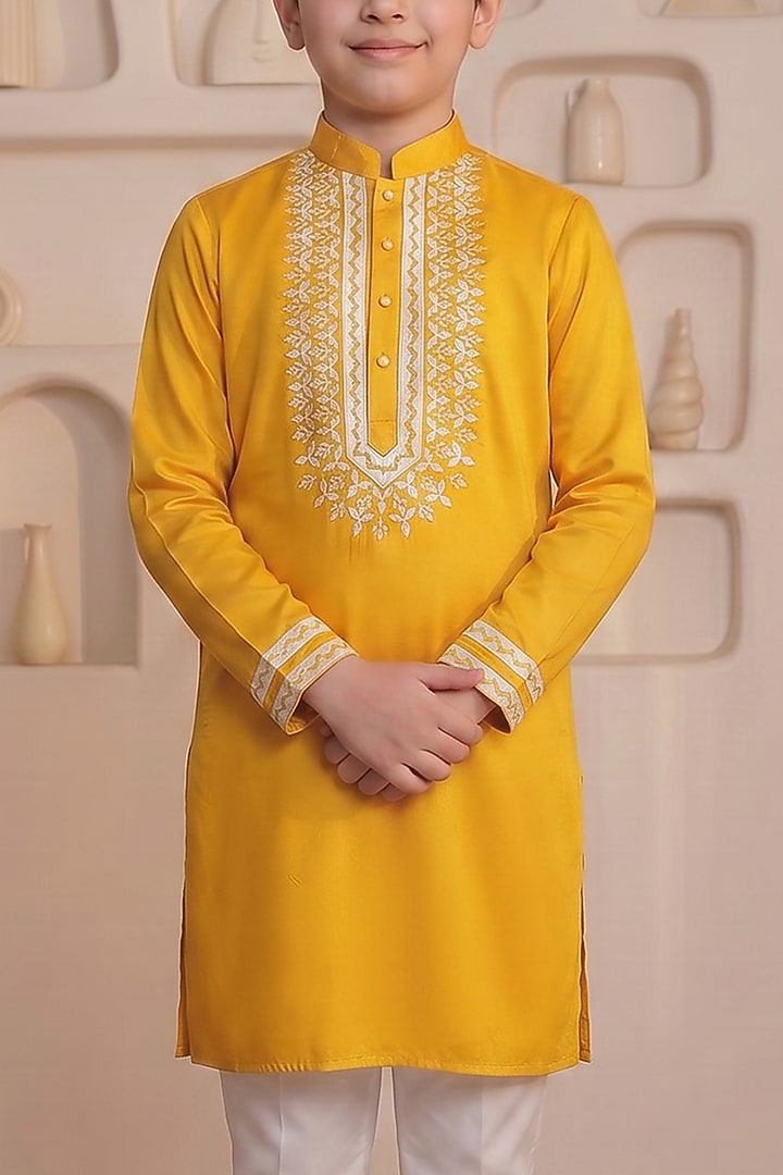 Mustard Cotton Textured Embroidered Kurta Set For Boys by Prateek Munjal Kids at Pernia's Pop Up Shop