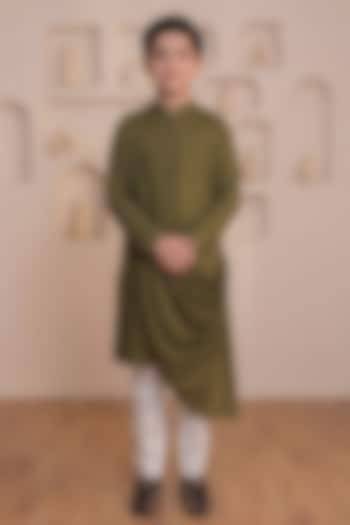 Olive Green Cotton Draped Kurta Set For Boys by Prateek Munjal Kids at Pernia's Pop Up Shop