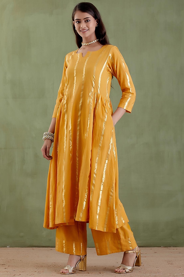Yellow Cotton Lurex Gathered Kurta Set by Musal at Pernia's Pop Up Shop