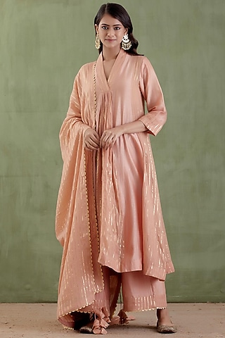 Light Peach Chanderi Kurta Set by Musal
