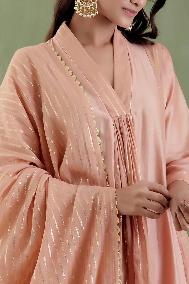 Light Peach Chanderi Kurta Set by Musal at Pernia's Pop Up Shop
