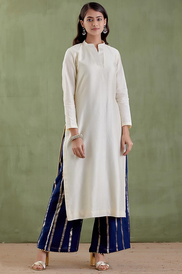 Ecru Chanderi Kurta Set by Musal at Pernia's Pop Up Shop