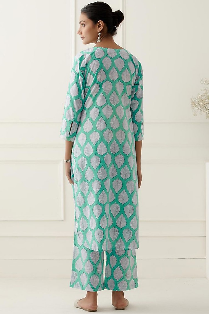Coral Blue Printed Kurta Set by Musal at Pernia's Pop Up Shop