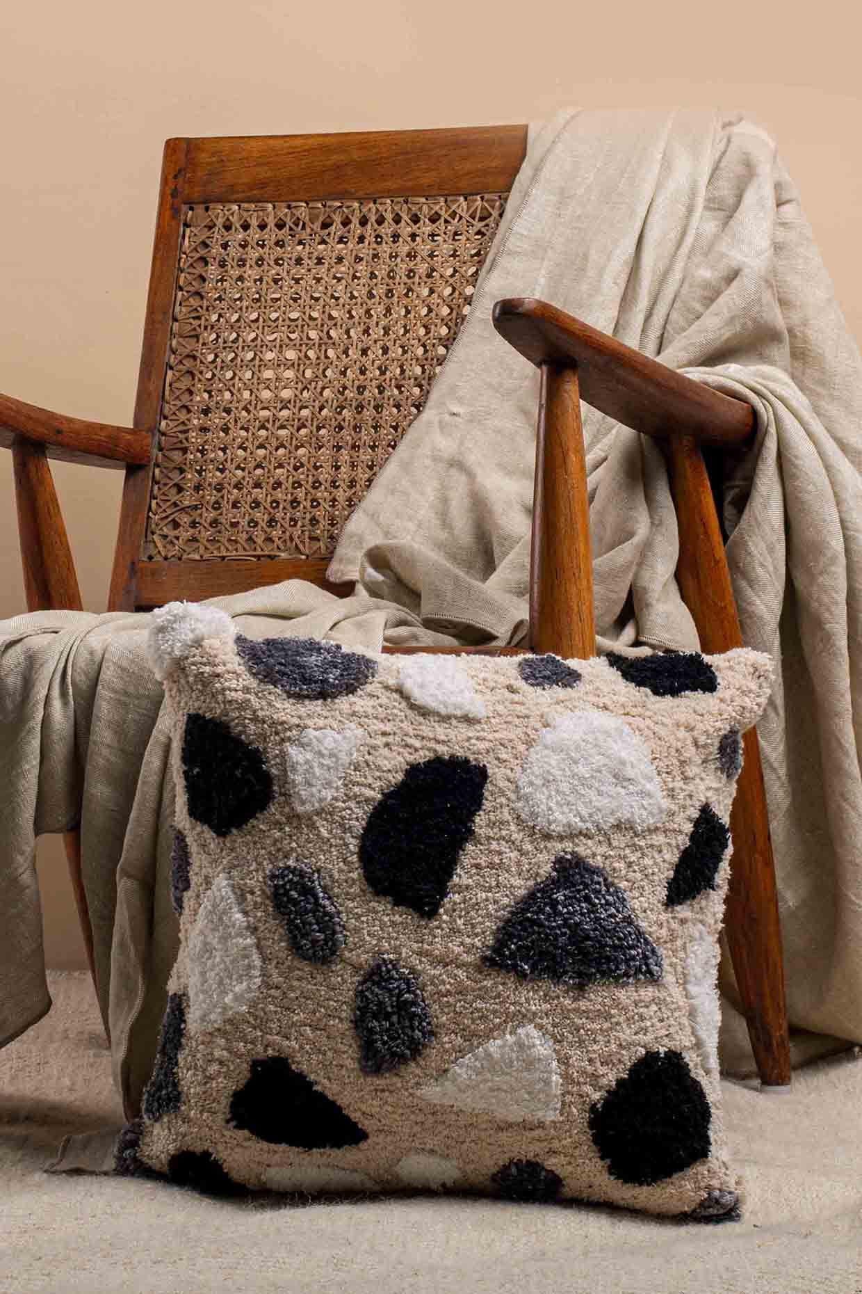 White Cotton Cushion Cover by Muun Home