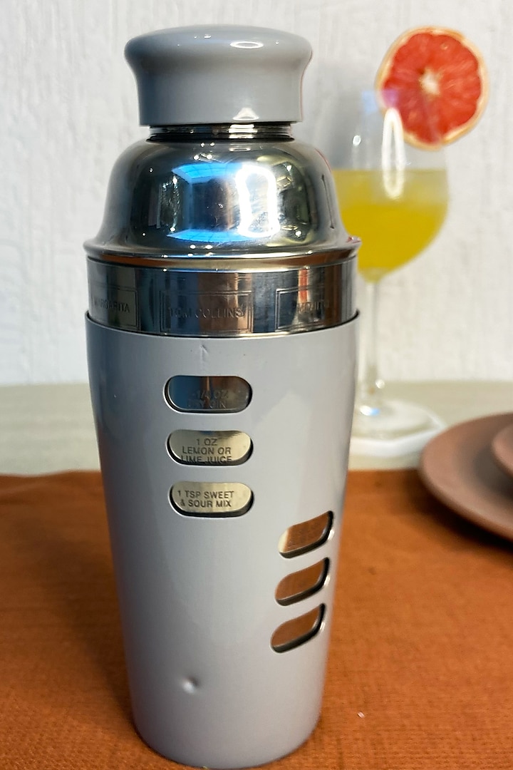Grey Stainless Steel Cocktail Shaker by Muun Home