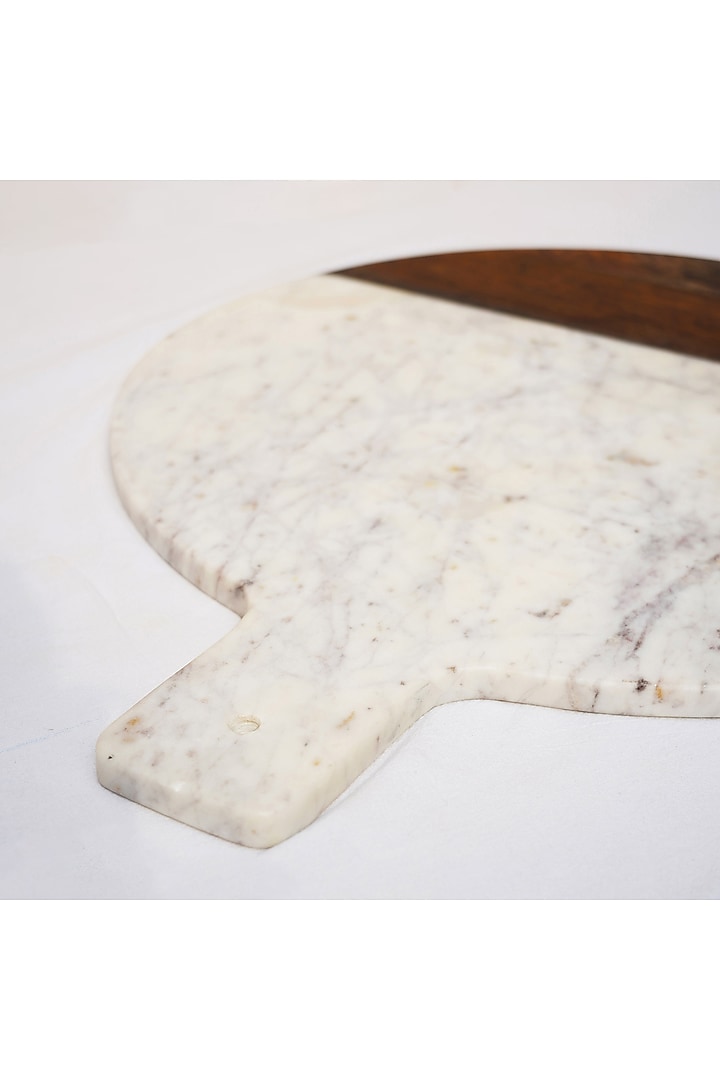 White Marble & Wood Serving Platter by Muun Home at Pernia's Pop Up Shop