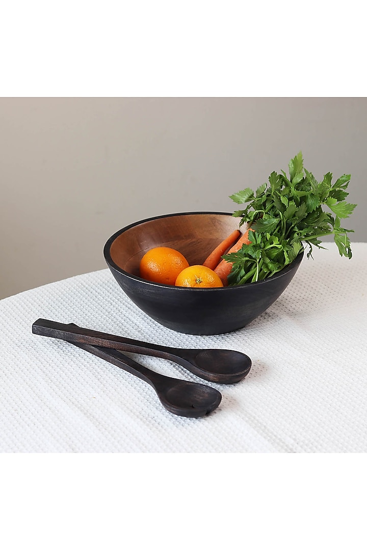 Black Acacia Wood Bowl With Servers Set by Muun Home