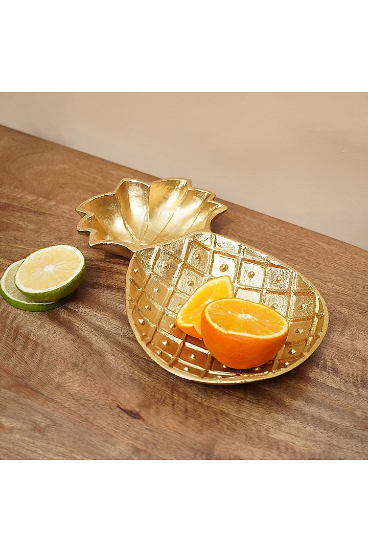 Golden Iron Pineapple Chip & Dip Platter by Muun Home