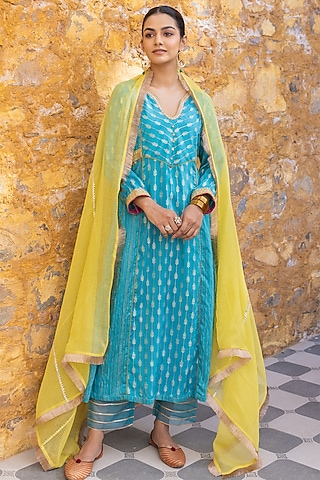 Turquoise Silk Blend Zari Embroidered A-Line Kurta Set by Myaara