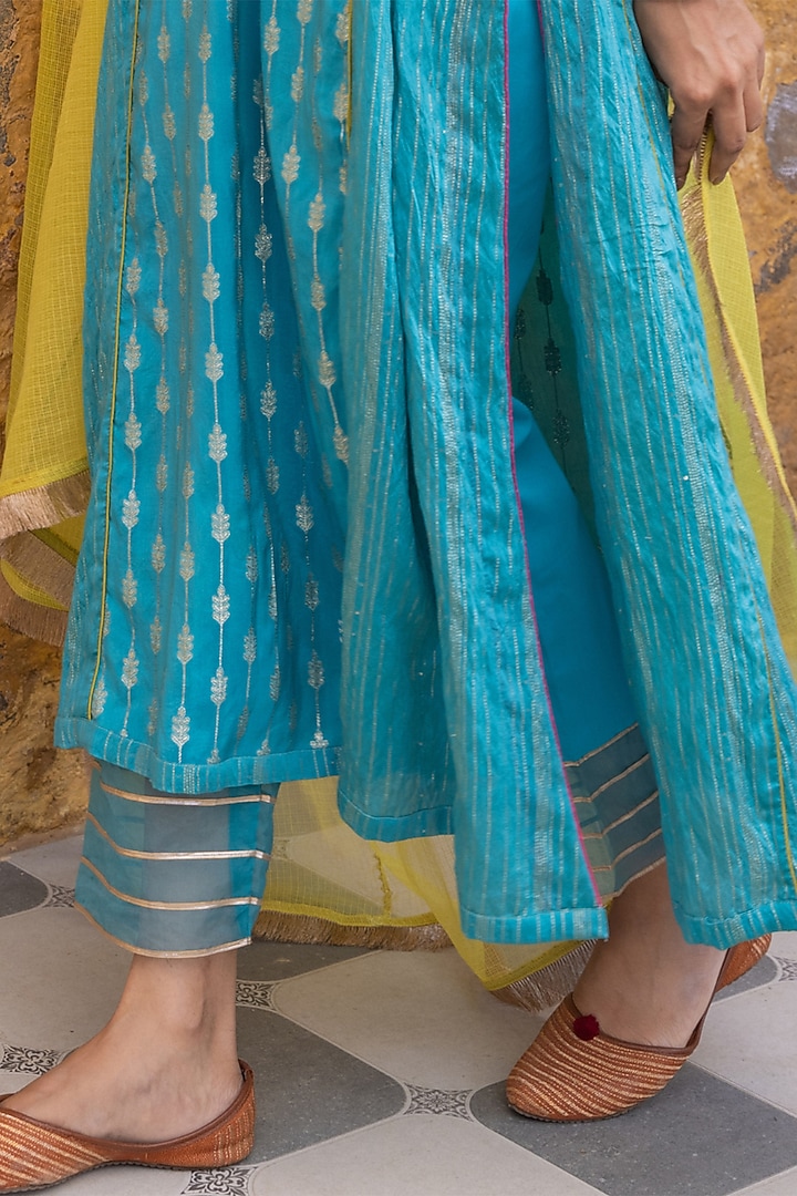 Turquoise Silk Blend Zari Embroidered A-Line Kurta Set by Myaara at Pernia's Pop Up Shop