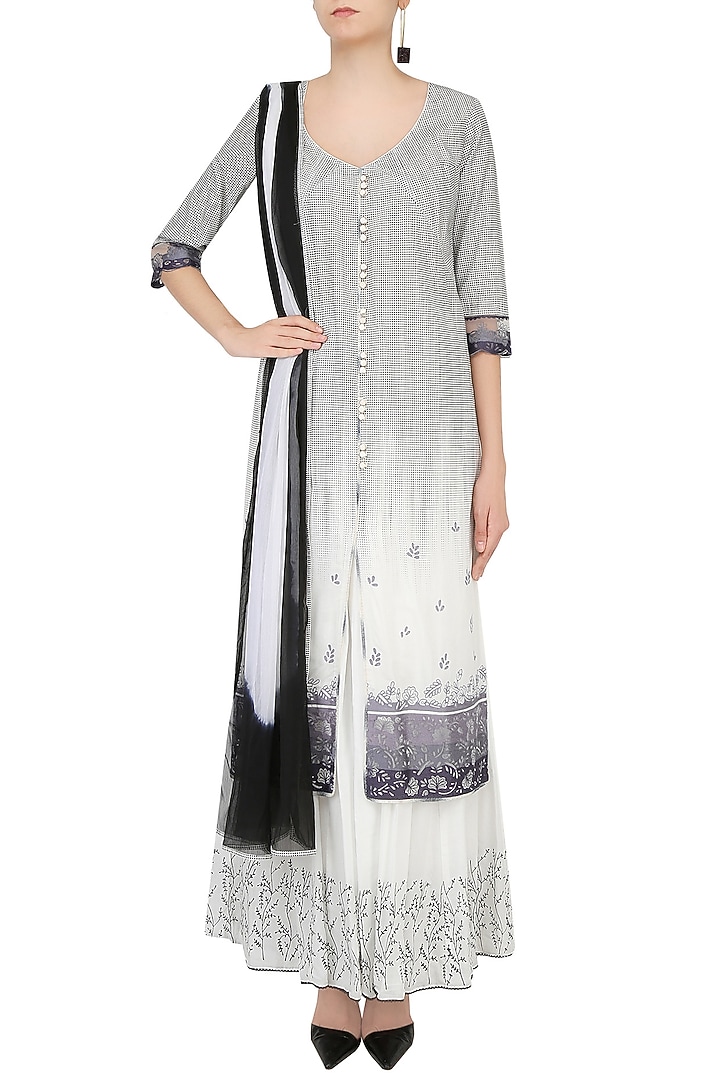 Ivory and grey arbi embroidered kurta with floral embroidered skirt available only at Pernia's Pop Up Shop.
