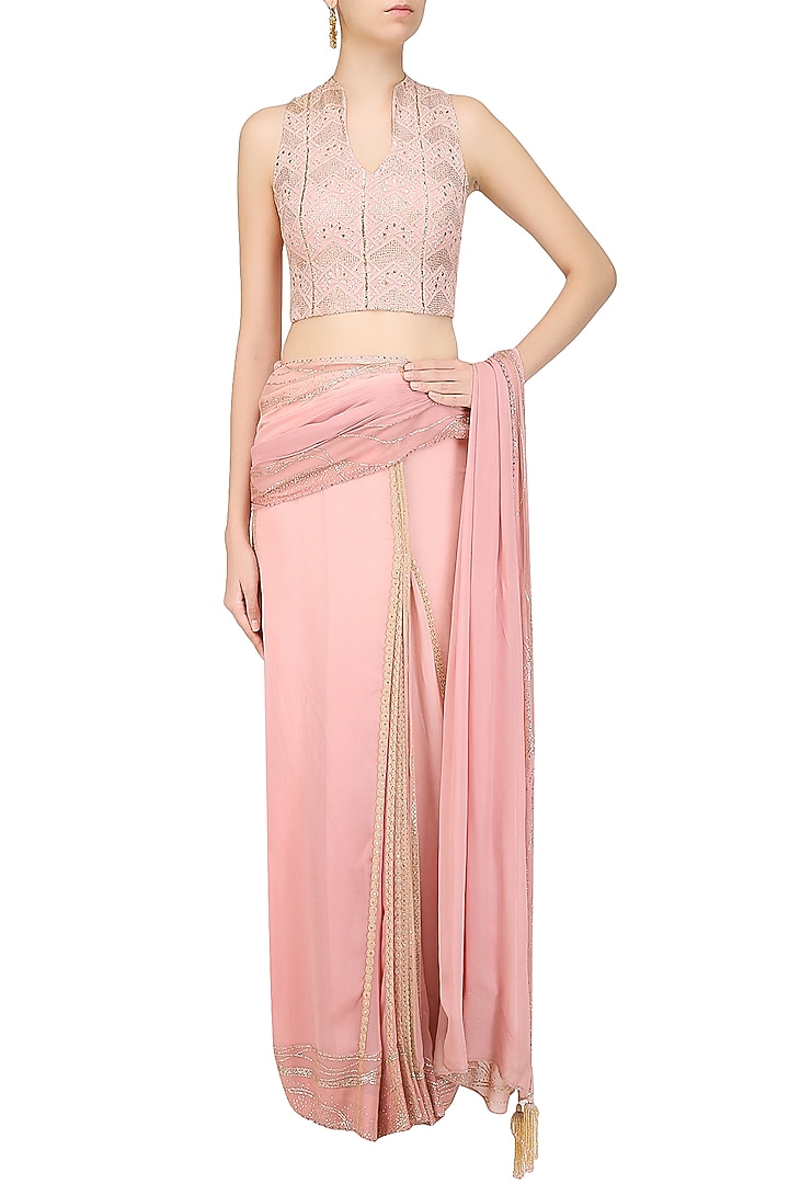 Onion pink mukaish embroidered saree with blouse available only at Pernia's Pop Up Shop.