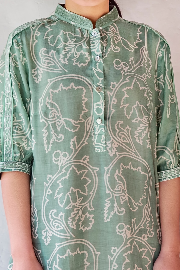 Pista Green Printed Vacation Dress by Myoho at Pernia's Pop Up Shop