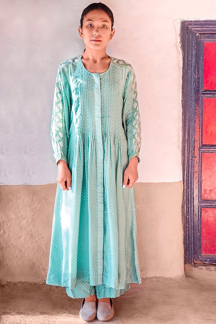 Pista Green Printed Kurta by Myoho at Pernia's Pop Up Shop