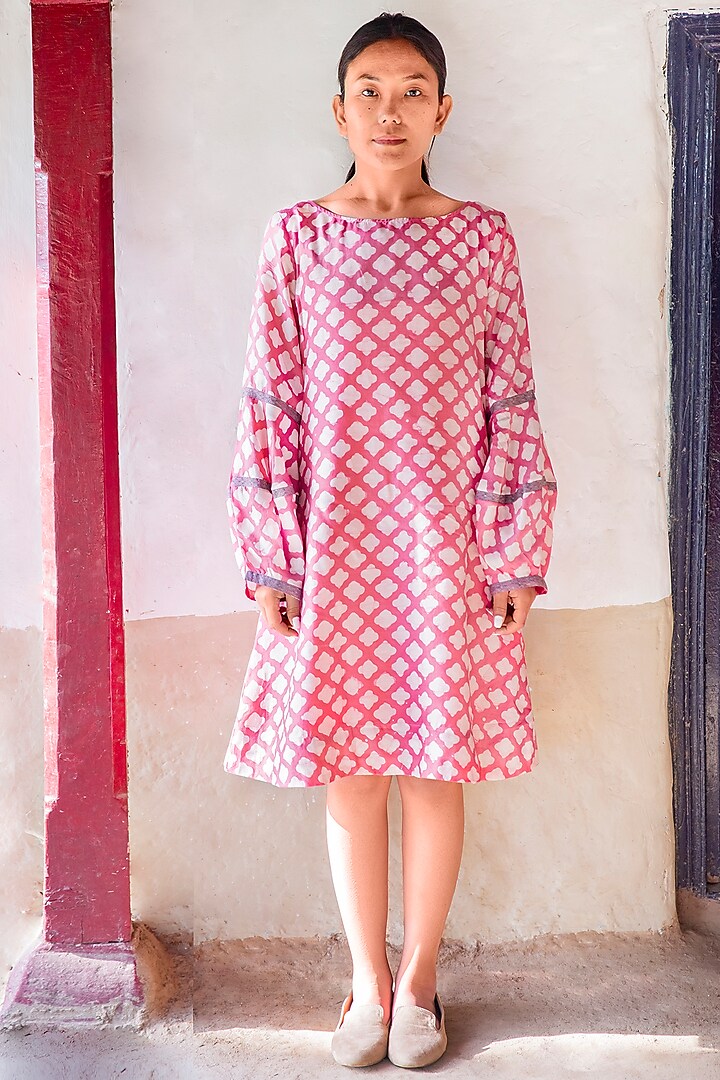 Candy Pink Printed Shift Dress by Myoho
