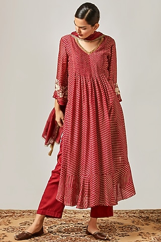 Burgundy Printed & Embroidered Kurta Set by Myoho