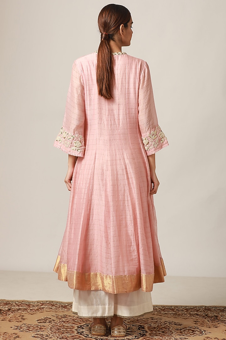 Rose Pink Embroidered Kurta With Off White Flared Pants by Myoho at Pernia's Pop Up Shop