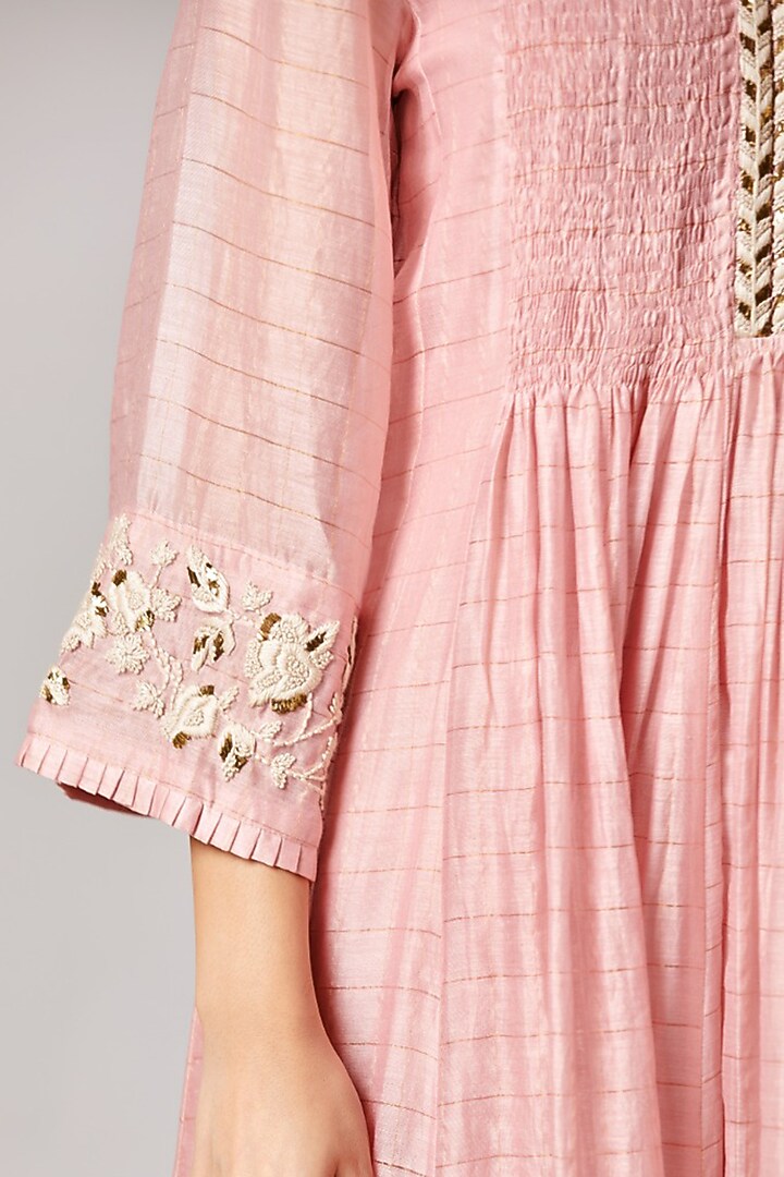 Rose Pink Embroidered Kurta With Off White Flared Pants by Myoho at Pernia's Pop Up Shop