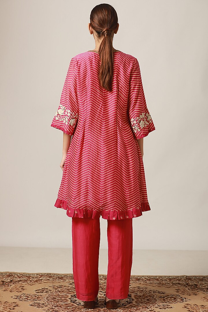 Fuchsia Embroidered & Pintucked Kurta Set by Myoho at Pernia's Pop Up Shop