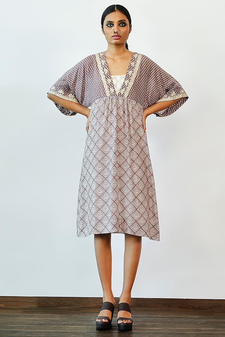 Dull Grape Embroidered Kaftan Dress With Inner by Myoho
