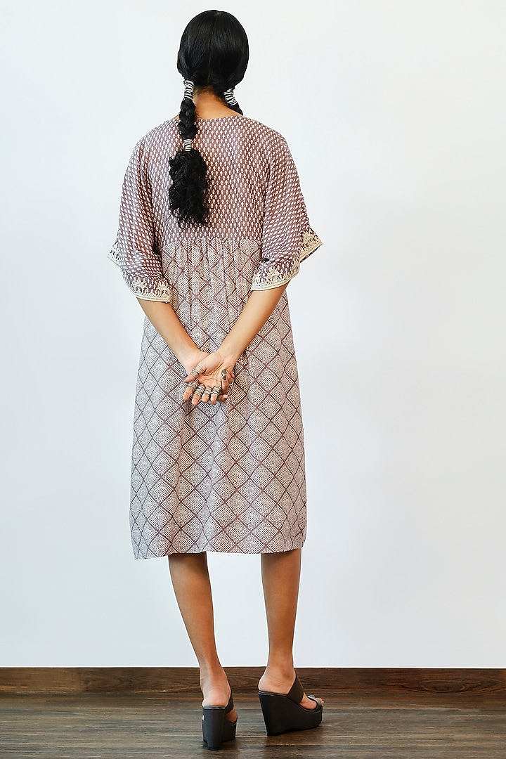 Dull Grape Embroidered Kaftan Dress With Inner by Myoho at Pernia's Pop Up Shop
