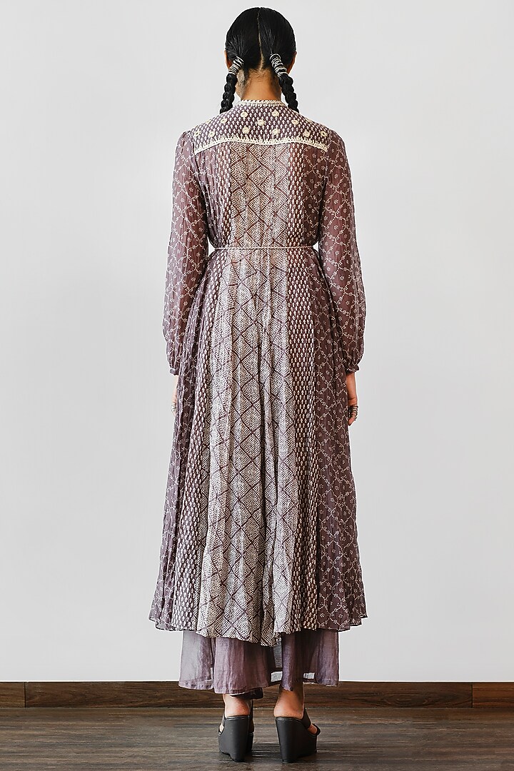 Dull Grape Hand Embroidered Shirt Kurta Set by Myoho at Pernia's Pop Up Shop