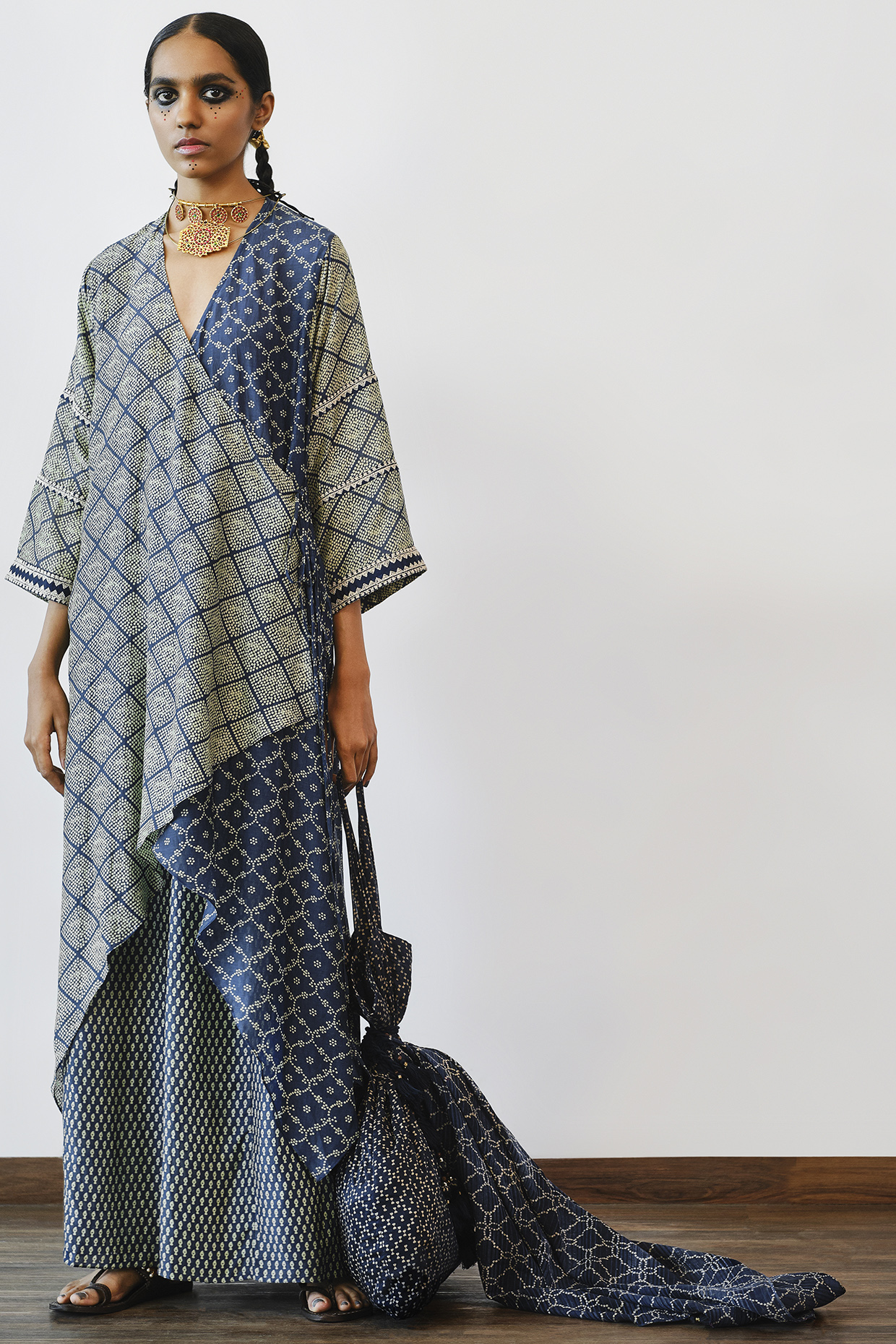 Powder Blue & Dark Cerulean Blue Kurta Set by Myoho at Pernia's Pop Up Shop