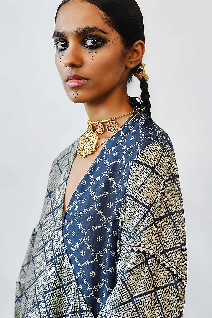 Powder Blue & Dark Cerulean Blue Kurta Set by Myoho at Pernia's Pop Up Shop