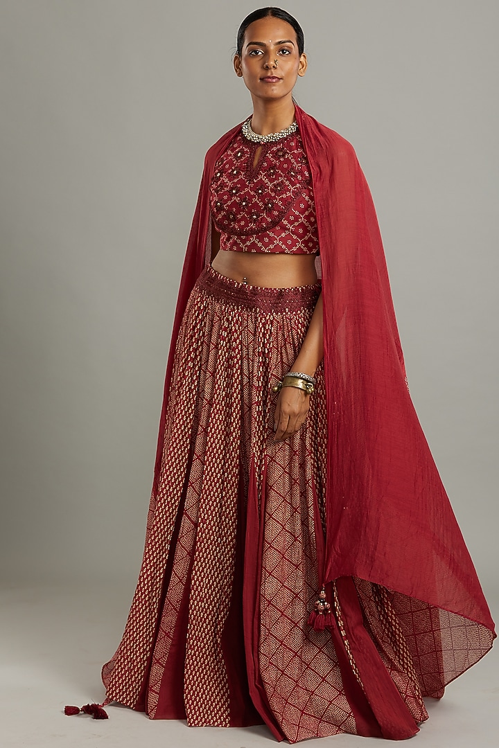 Red Hand Embroidered Godet Wedding Lehenga Set by Myoho at Pernia's Pop Up Shop