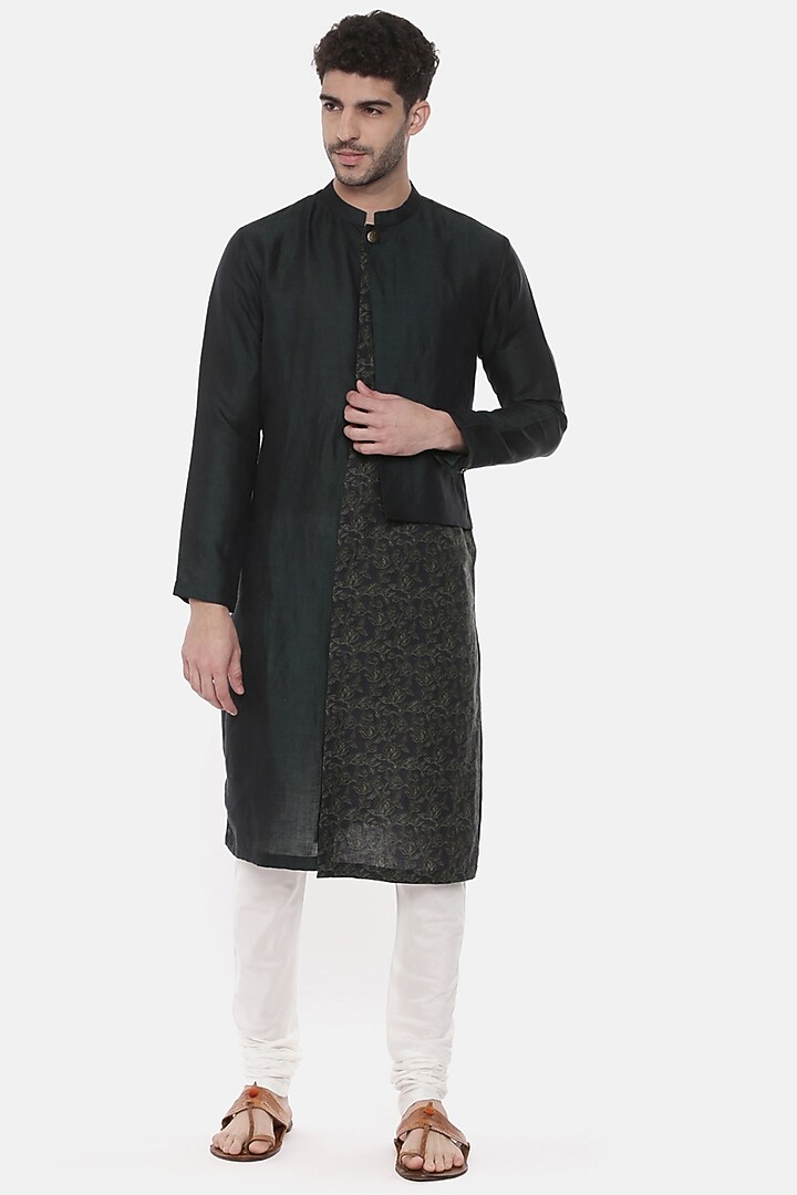 Olive Green Printed Kurta Set Design by Mayank Modi at Pernia's Pop Up