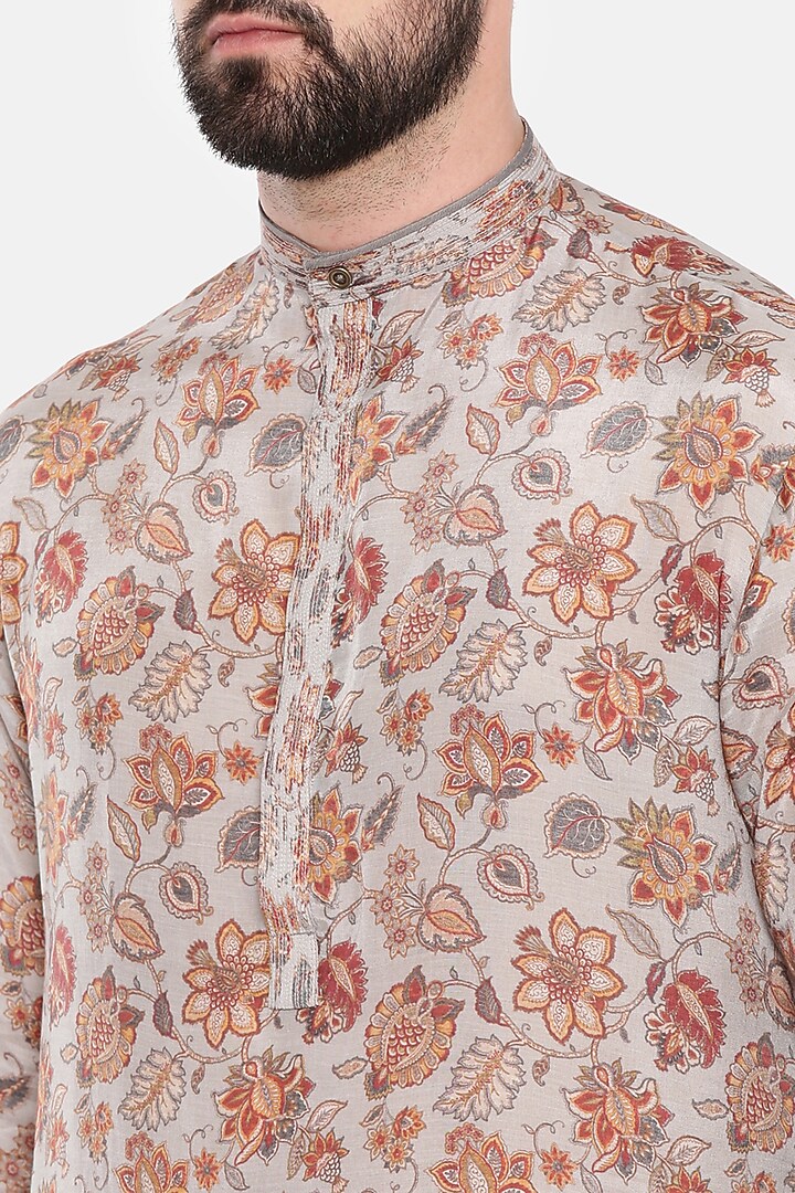 Grey Muslin Printed Kurta Set by Mayank Modi at Pernia's Pop Up Shop