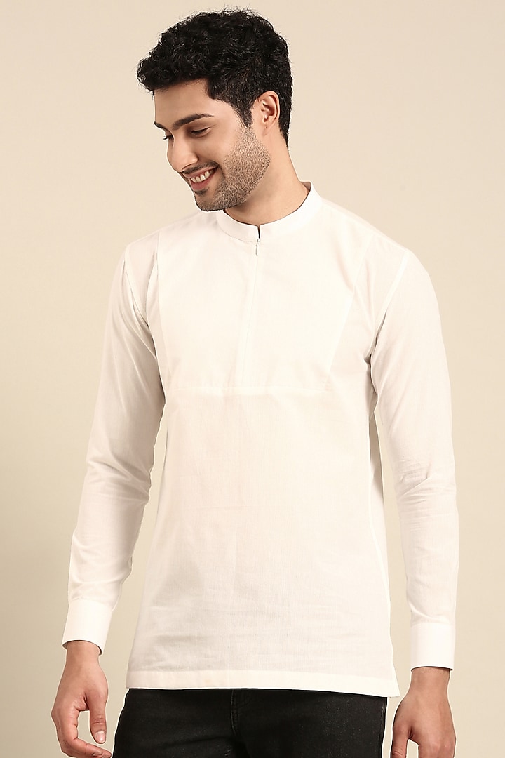 White Malai Cotton Short Kurta by Mayank Modi at Pernia's Pop Up Shop