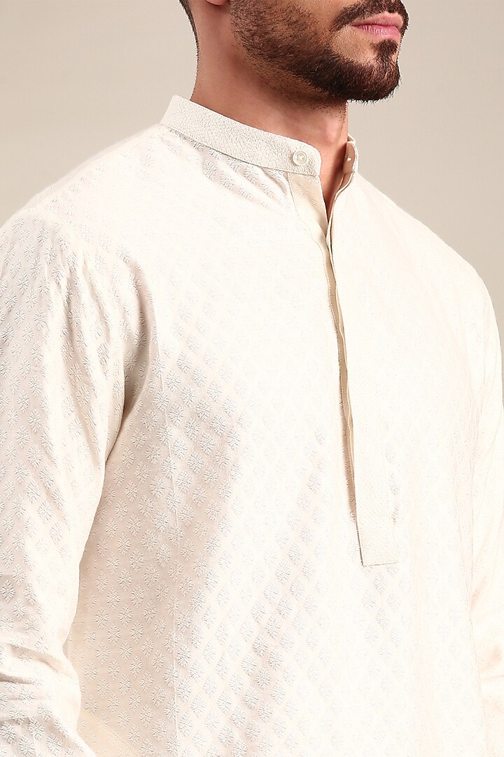 Ivory Silk Jacquard Kurta Set by Mayank Modi at Pernia's Pop Up Shop