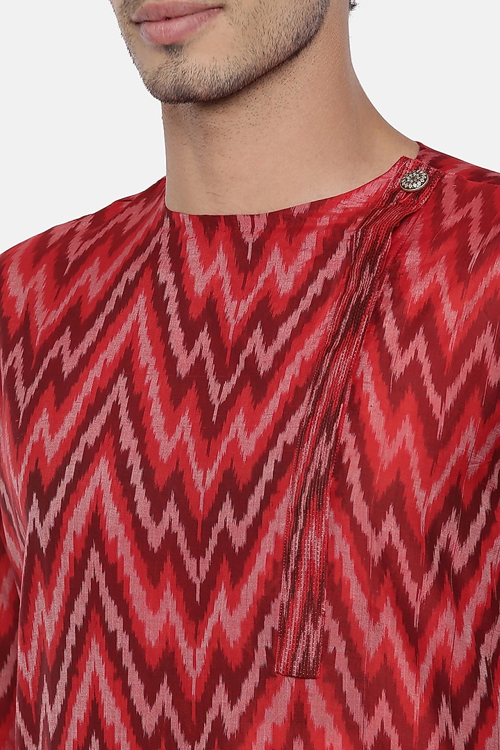 Red & White Silk Ikat Kurta Set For Boys by Mayank Modi - Kids at Pernia's Pop Up Shop