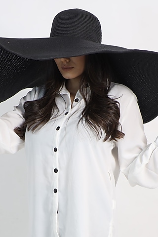 Black Natural Paper Straw Oversized Floppy Hat by Myaraa by Namrata Lodha