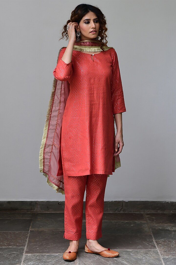 Vermillion Red Cotton Lurex Straight Kurta Set by Myaara at Pernia's Pop Up Shop