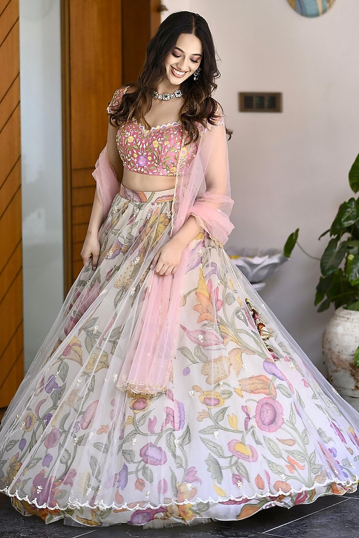 White Organza Kalamkari Hand Painted & Embroidered Wedding Lehenga Set by Myriti at Pernia's Pop Up Shop