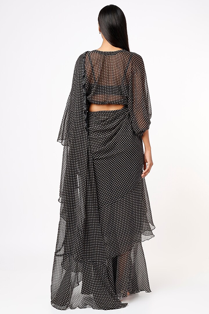 Black Printed Draped Party Wear Saree Set by Mystic Vibes at Pernia's Pop Up Shop
