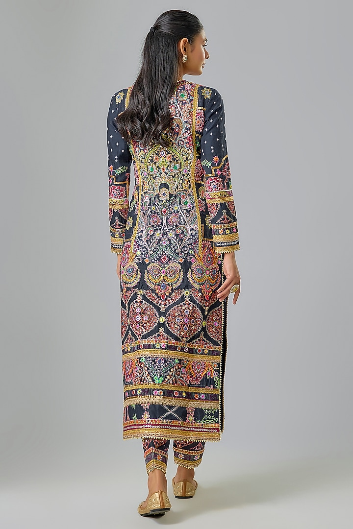 Dark Blue Chanderi Resham Embroidered Kurta Set by Mayyur girotra at Pernia's Pop Up Shop