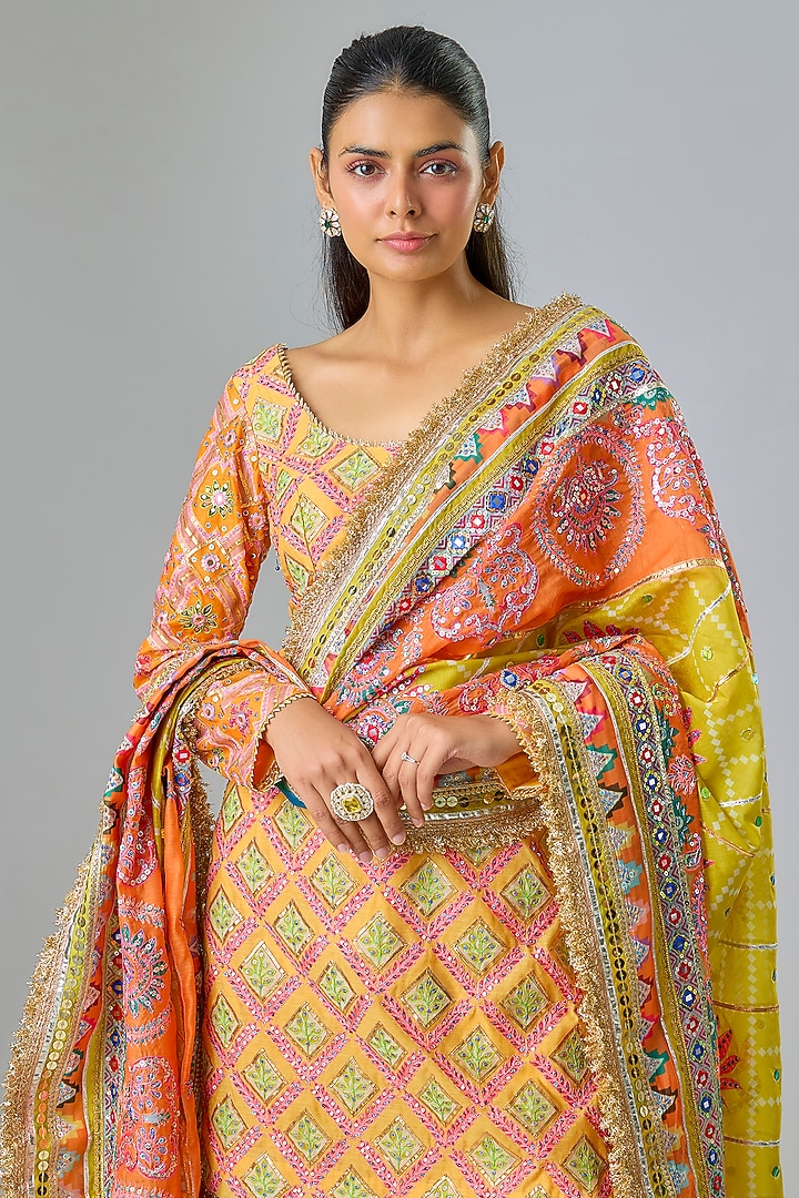 Orange Chanderi Sequins Embroidered Kurta Set by Mayyur girotra at Pernia's Pop Up Shop