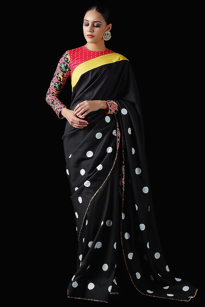 Black Mysore Silk Printed Saree Set by Mayyur girotra